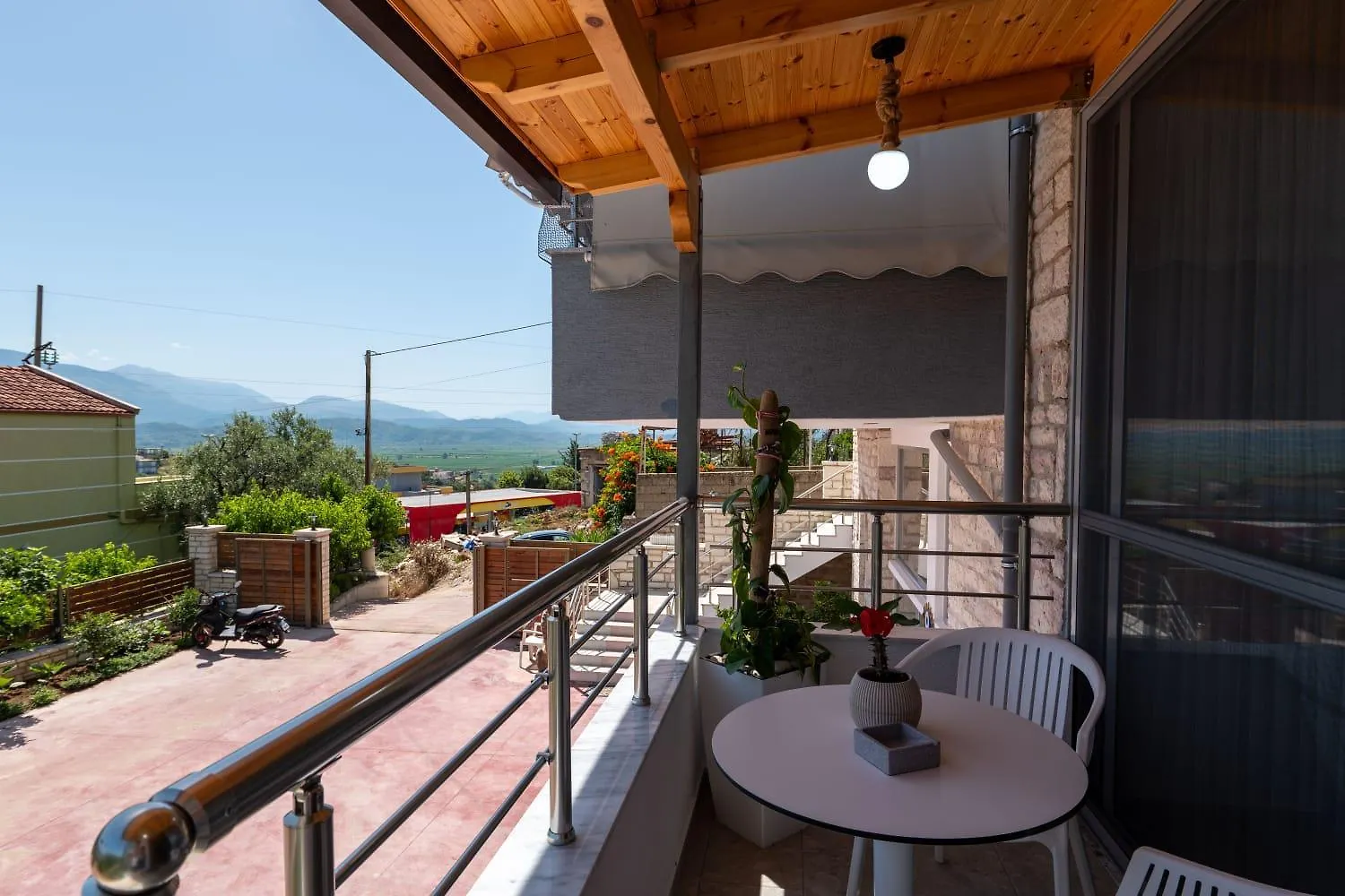 Villa Hasani 24 Sarandë 0*,  Albánie