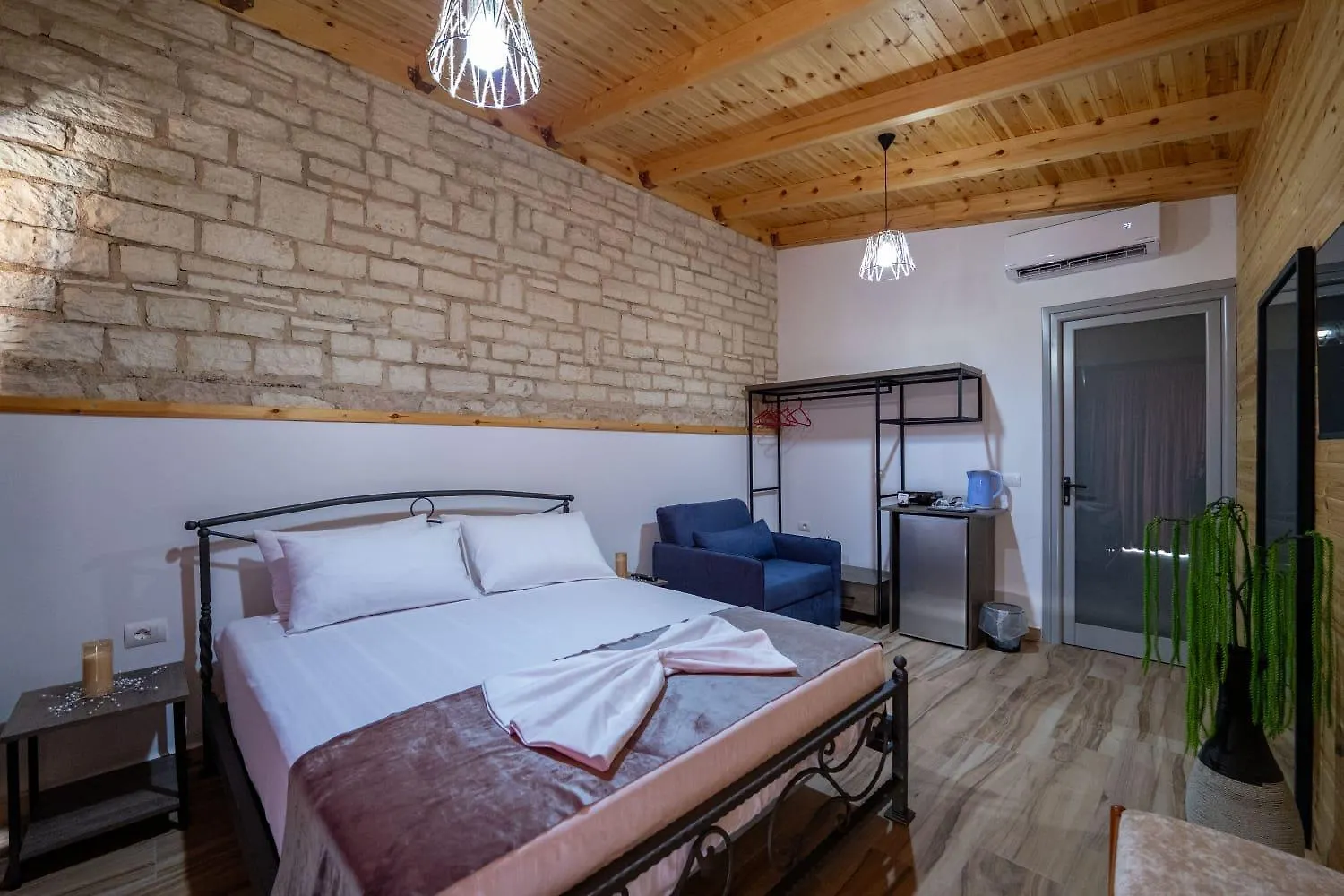 Villa Hasani 24 Sarandë Apartmán