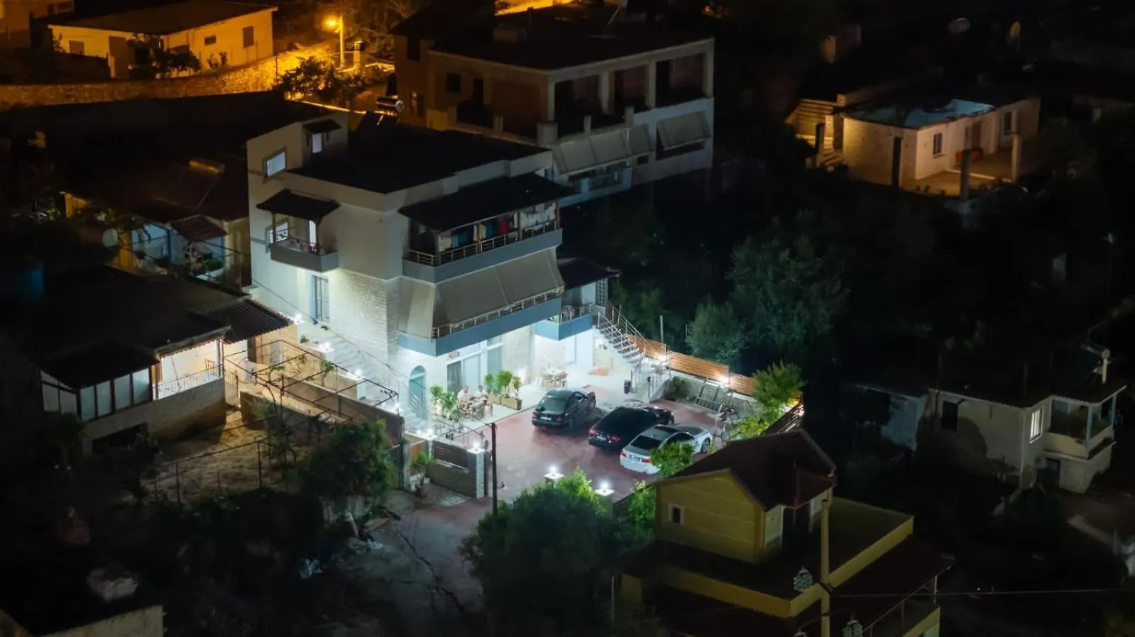 Villa Hasani 24 Sarande 0*,