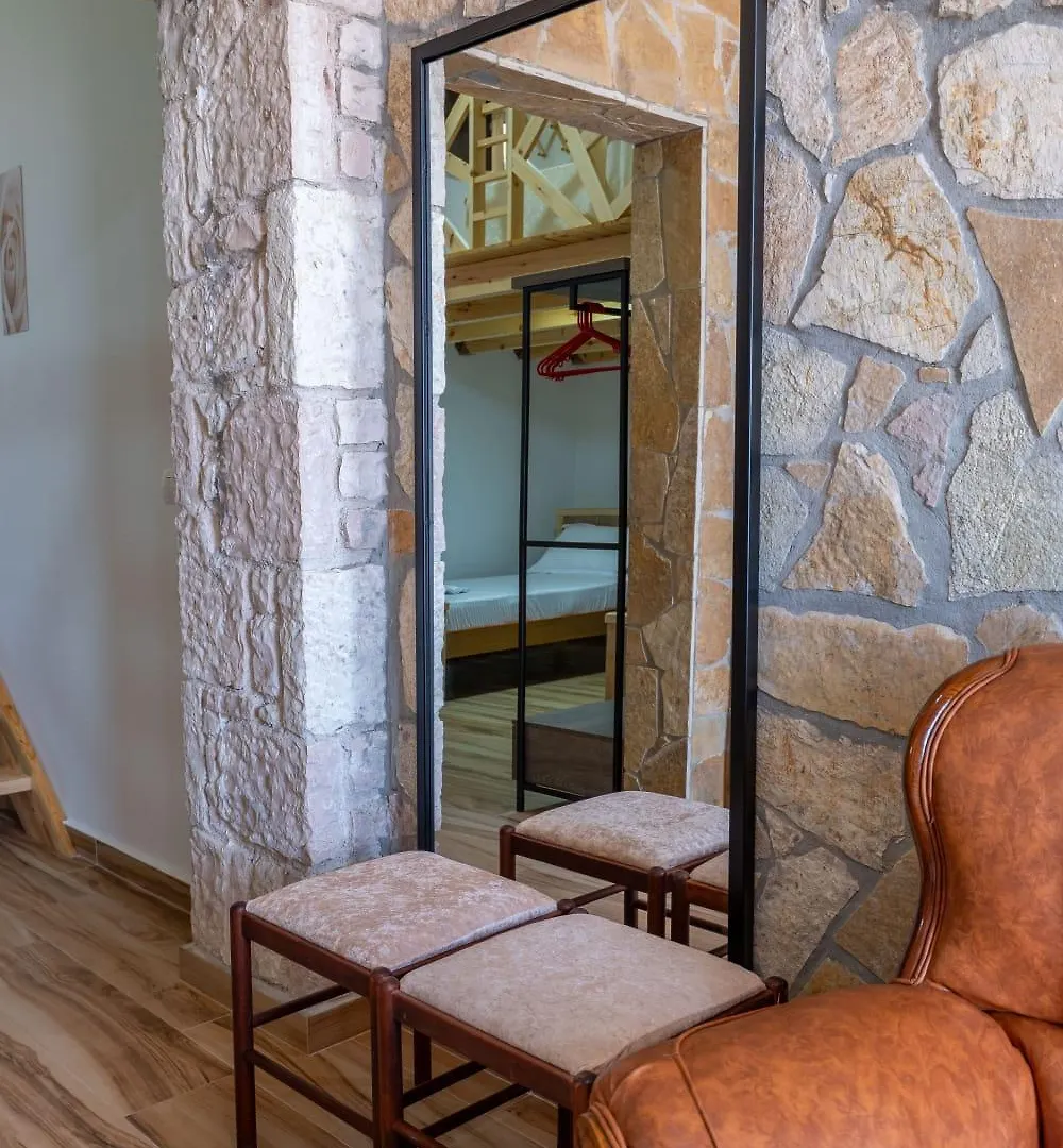 Villa Hasani 24 Sarande