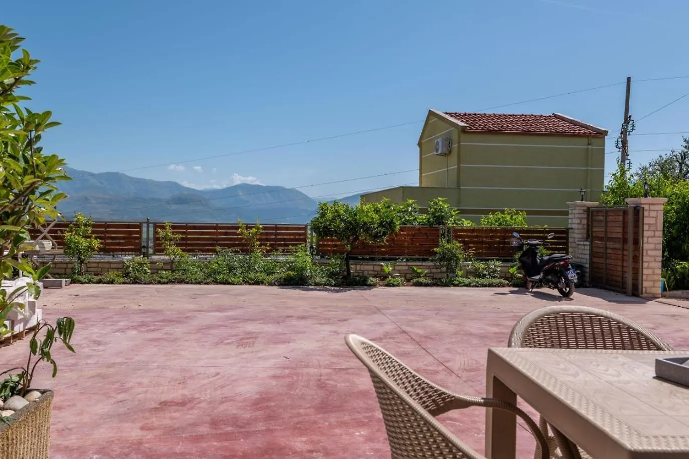 Apartment Villa Hasani 24 Sarande Albania