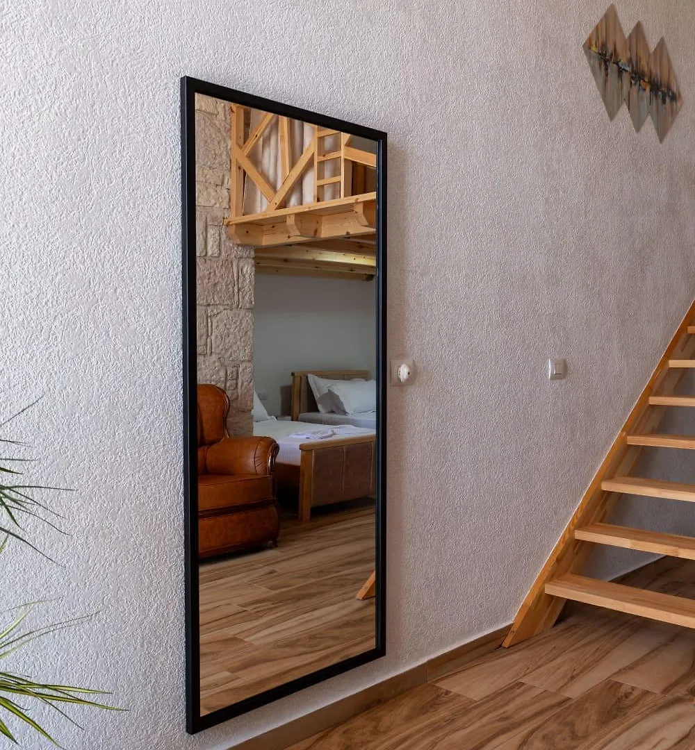 Villa Hasani 24 Sarande Apartment