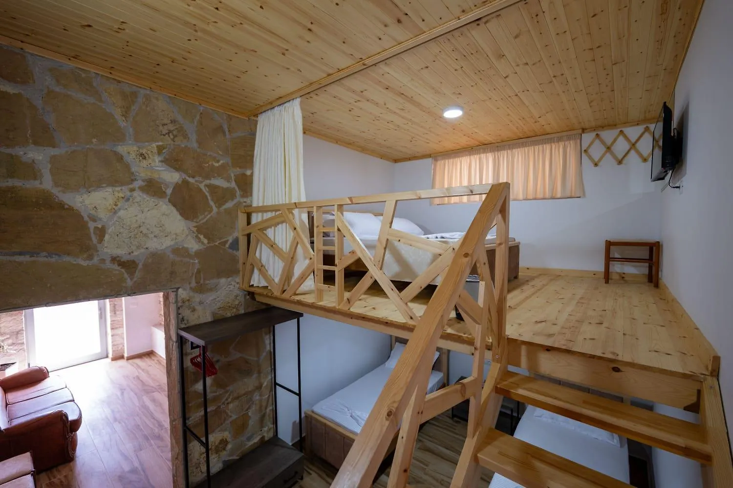 Villa Hasani 24 Sarande Apartment