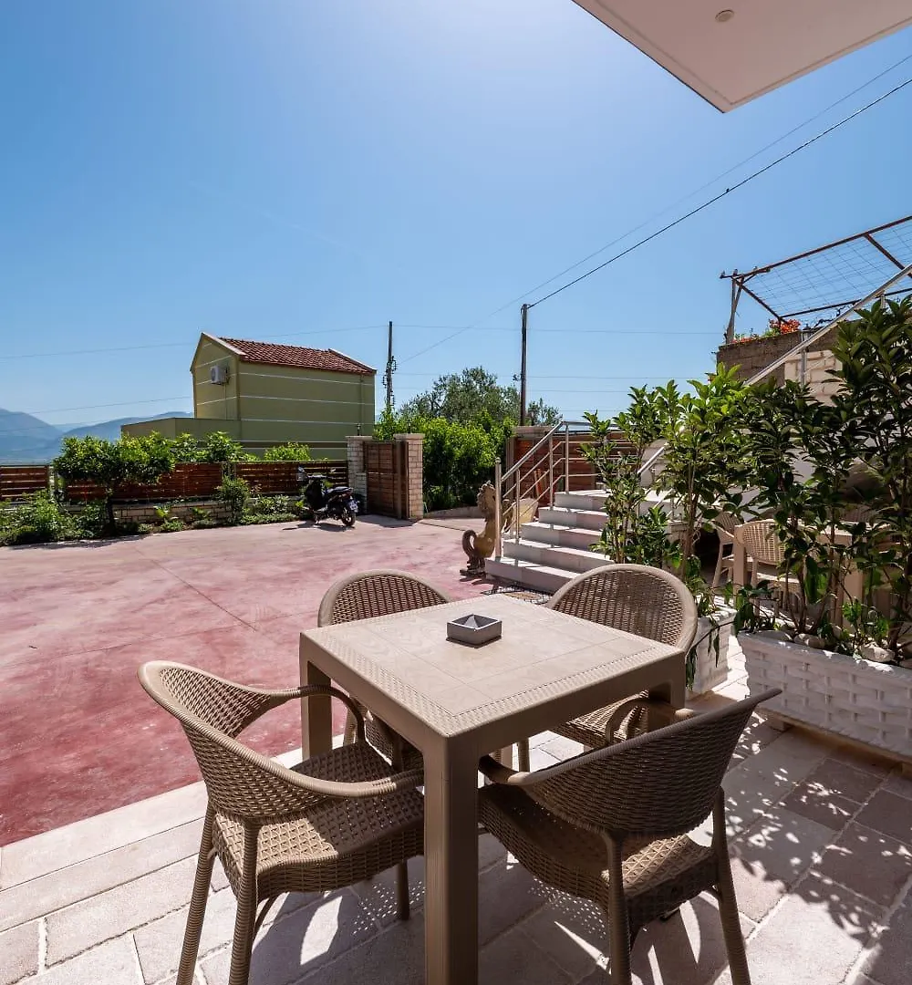 Apartment Villa Hasani 24 Sarande