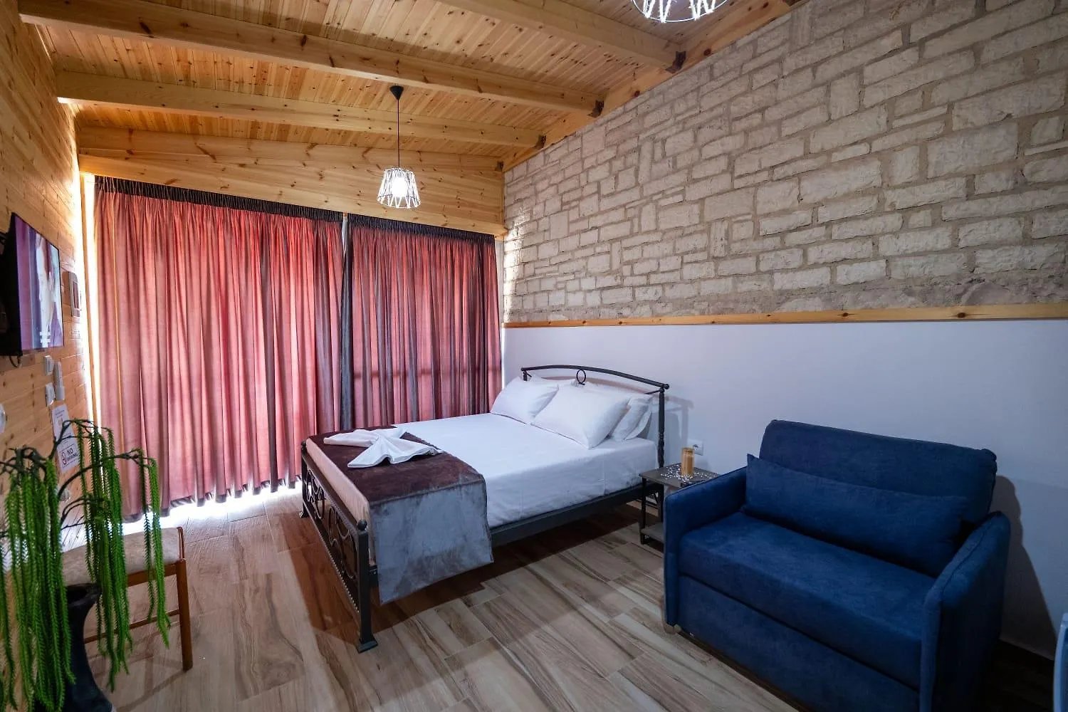 Villa Hasani 24 Sarande Apartment
