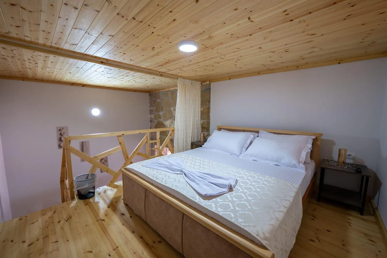 Villa Hasani 24 Sarande Albania