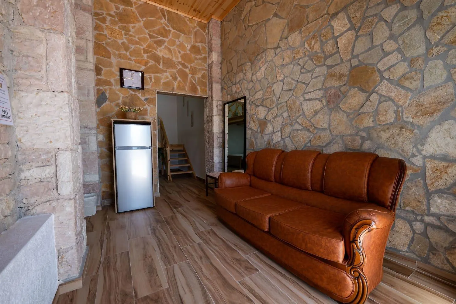 Villa Hasani 24 Sarande Apartment