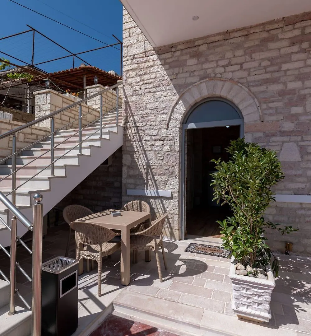 Villa Hasani 24 Sarande Apartment